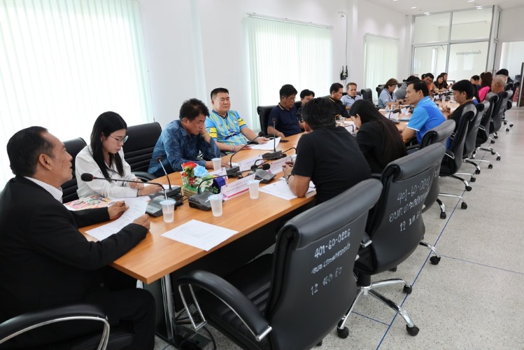 อบต.เกาะลอยบางหัก ประชุมเพื่อส่งเสริมการพัฒนาบุคลากรในการป้องกันการทุจริต ประจำปีงบประมาณ พ.ศ.2569